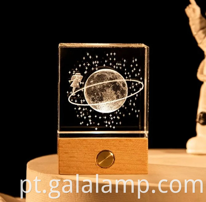 Luz de madeira esculpida em laser 3D decorativo